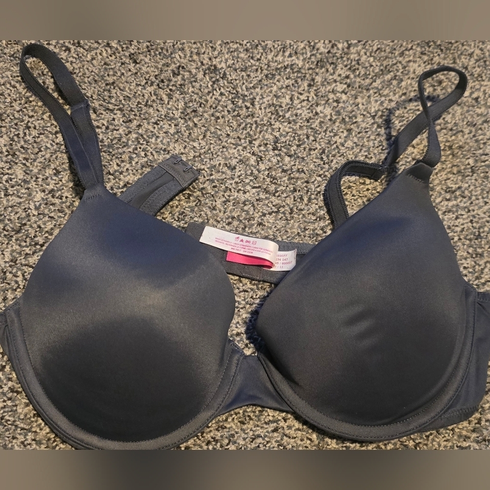 Victoria's Secret push-up bra, from Very Sexy demi line Gray satin Size 36C